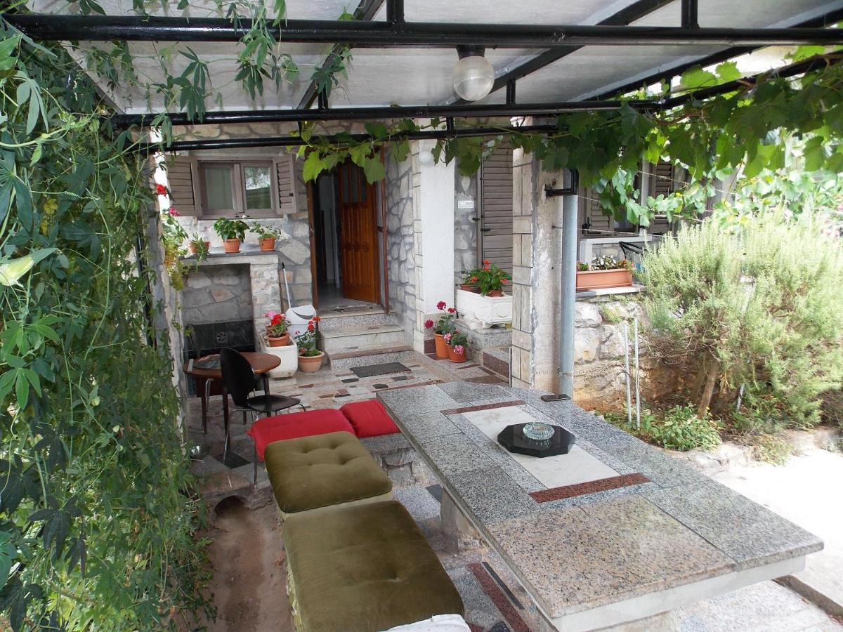 Apartments Miro Kornić Εξωτερικό φωτογραφία