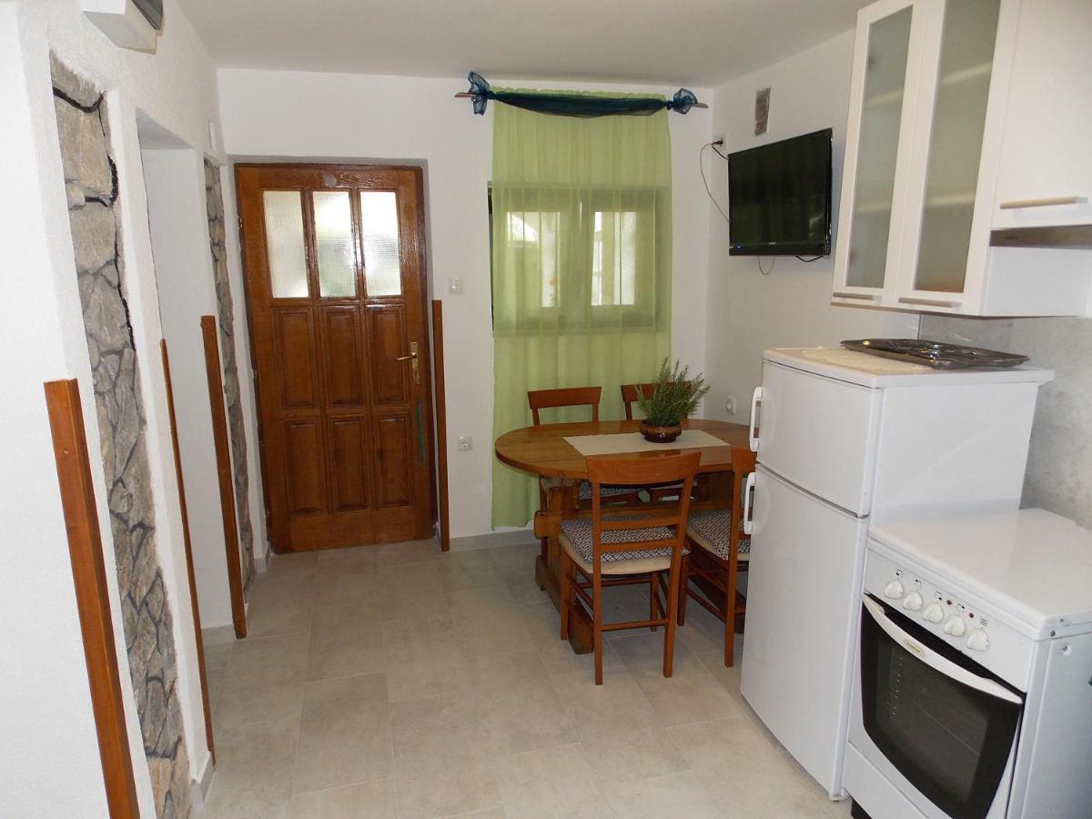 Apartments Miro Kornić Εξωτερικό φωτογραφία
