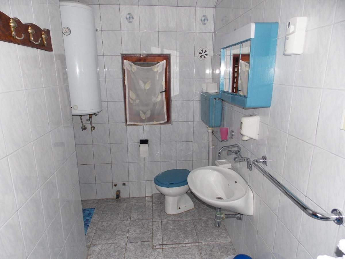 Apartments Miro Kornić Εξωτερικό φωτογραφία