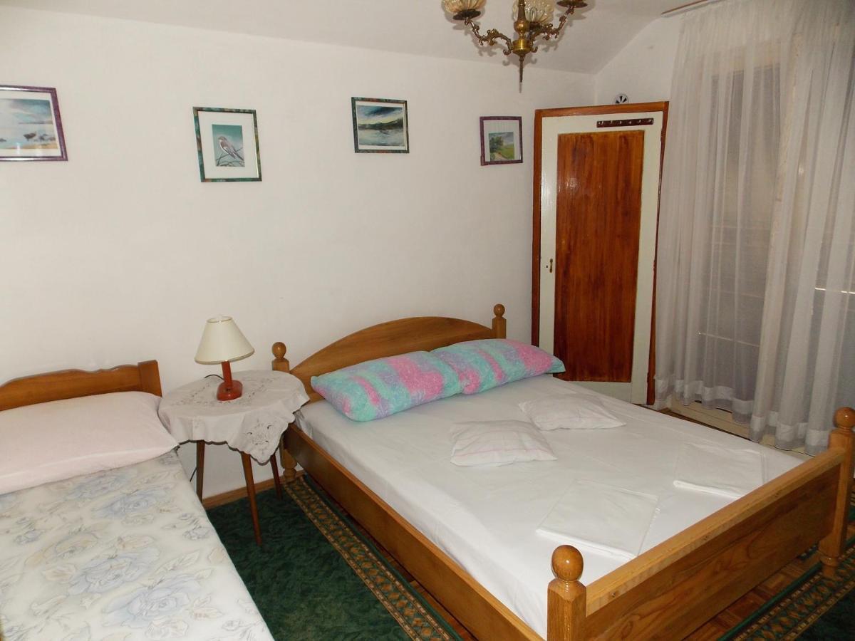 Apartments Miro Kornić Εξωτερικό φωτογραφία